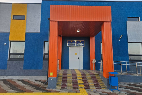 Логистический квест вместо медицины: новая амбулатория в Есболе так и не заработала