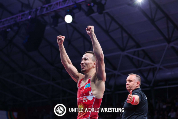 UWW включил казахстанских борцов в топ-10 мира