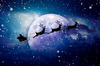 Сани с упряжкой оленей Санта-Клауса начали полет вокруг Земли