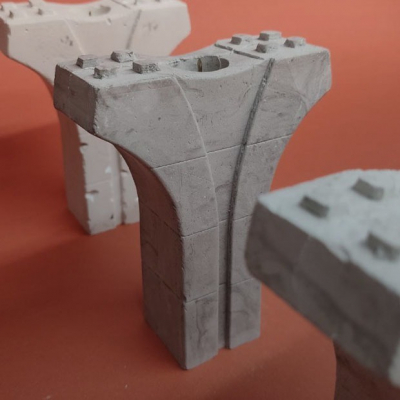 Хоть какая-то польза: Подсвечник в виде ЛРТ